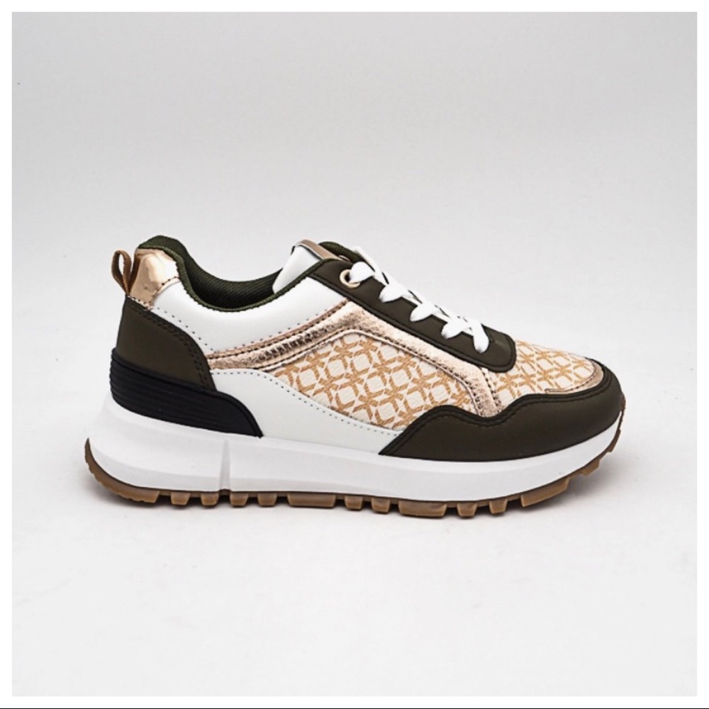 Paris Clara Fashion Most Comfortable Sneakers - Picture 2 of 4